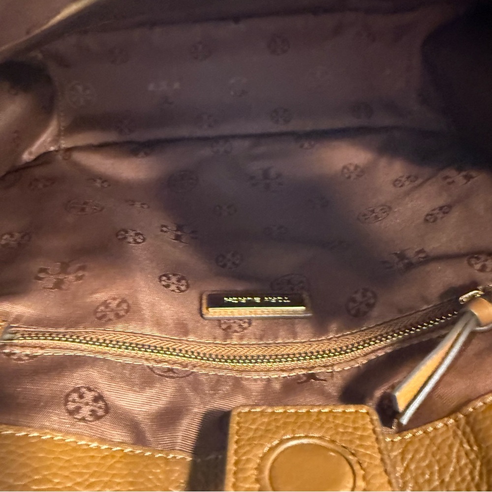 Tory Burch Tan Leather Crossbody Bag - Picture 7 of 16
